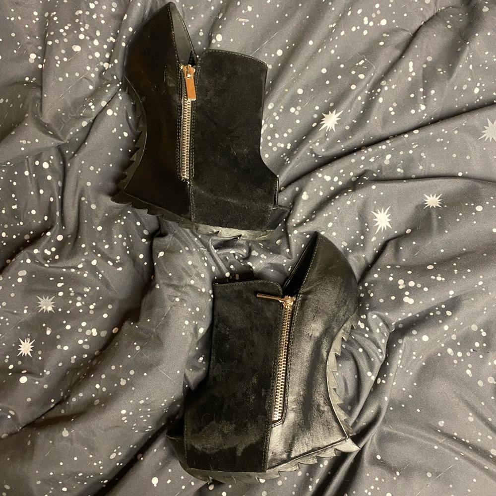 Heelless Black Velvet Faux Leather Wedge Booties - Picture 2 of 13